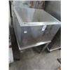 Image 1 : S/S Pedestal Ice Bin