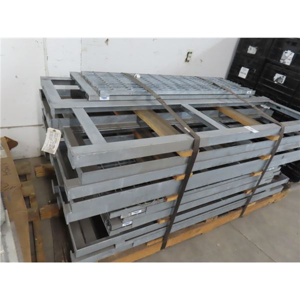 Cooler Concepts Industrial Shelving Pallet
