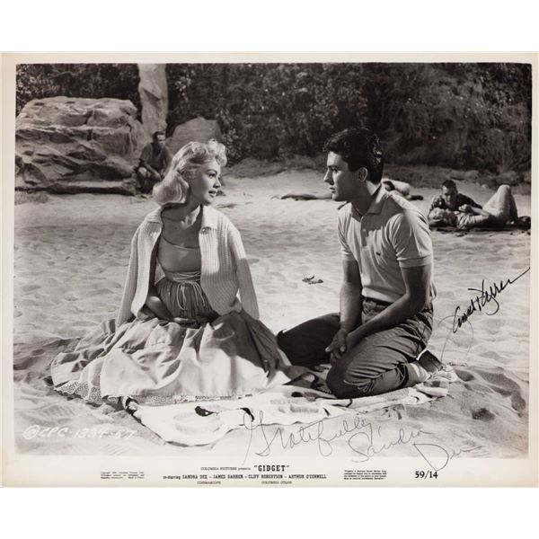 Sandra Dee/James Darren signed photo