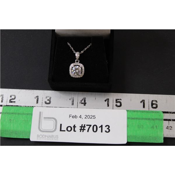 ^1.00 CT GRA Certified Round Brilliant Cut Moissanite VVS D Color with 25 Round Cut Cubic Zirconium 