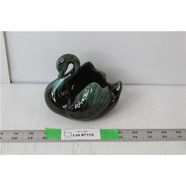 Blue Mountain Pottery Ceramic Swan - 4.5" Tall