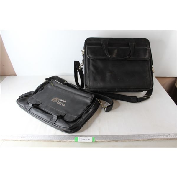 (2) Laptop Carrying Bags, Architecture Interior Design, Targus