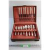 Image 1 : Rogers Exquisite 35 pc Cutlery Set