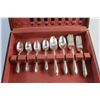 Image 2 : Rogers Exquisite 35 pc Cutlery Set