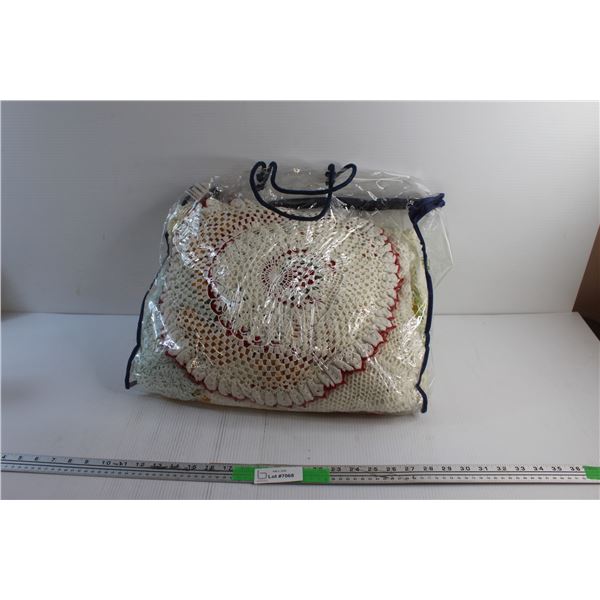 Assorted Doilies