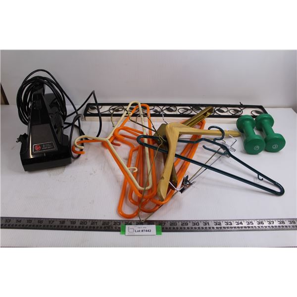 Hoover brush Vac2 Model S1133-110 - Tested, (2) Paragon Sliding Door Locks, Pair of 3LB Dumbbells, C