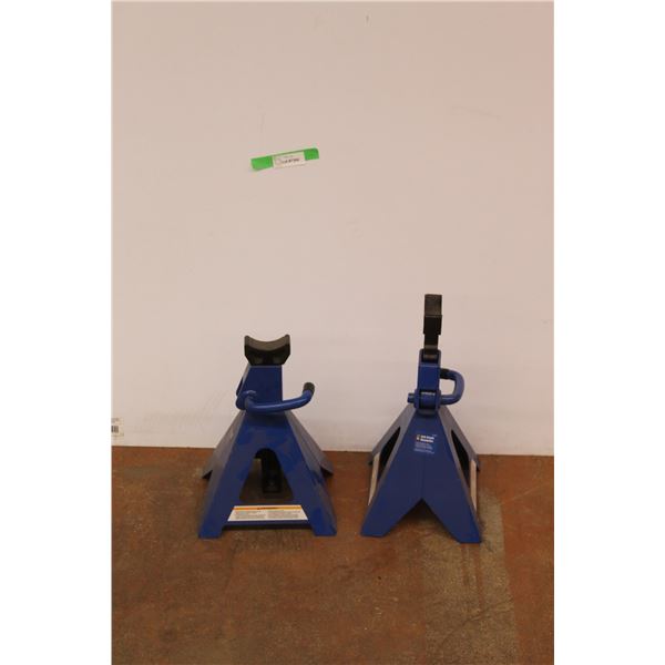 (2) Power Fist Jack Stands