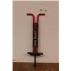 Image 1 : *Avigo Blaze Pogo Stick 42'' H