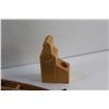 Image 2 : Saskatchewan Centennial 2005 Wooden Pen Holder and Carved Wood Kayak Decor