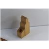 Image 3 : Saskatchewan Centennial 2005 Wooden Pen Holder and Carved Wood Kayak Decor
