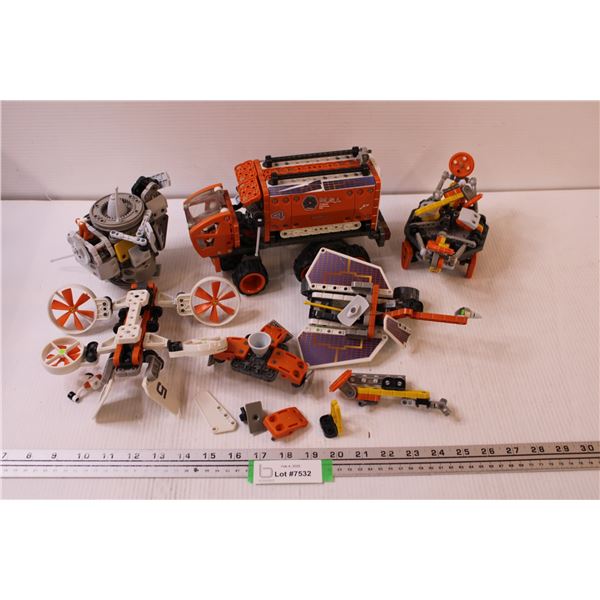 Vex Building Set - Mobile Science Lab Truck, Space Vehicles, etc.