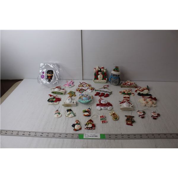 Christmas Tree Ornaments, Funko The Incredibles Violet Figurine 3" Tall