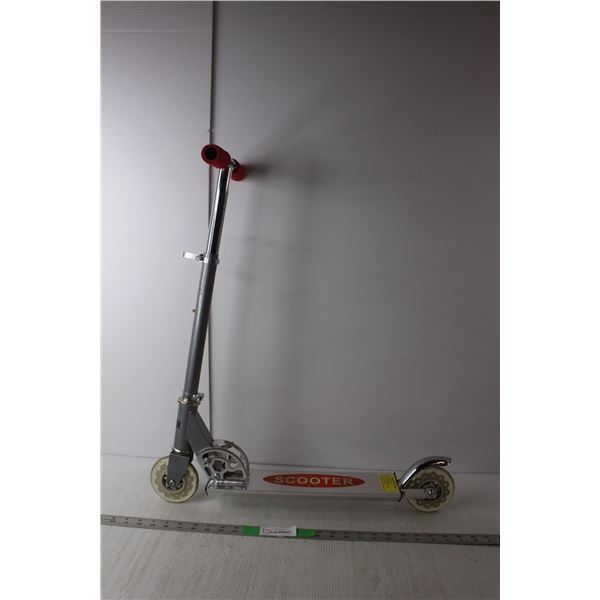 Adjustable Folding Scooter 27" Tall x 23.5" Long