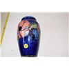 Image 1 : Moorcroft mint vase