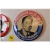 Image 2 : Regan & Linnon pinbacks 1981 1980