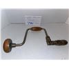 Image 1 : Vintage hand crank drill