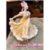Image 1 : Female figurine. 6” (15.5 cm) wide; x 8” (20.5 cm) tall. Excellent condition. Doul