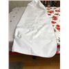 Image 3 : Long plastic Christmas tablecloth with cloth backing. 89” (226 cm) long x 51” (130