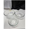 Image 1 : Lot of 3 ribbed clear glass bowls.
