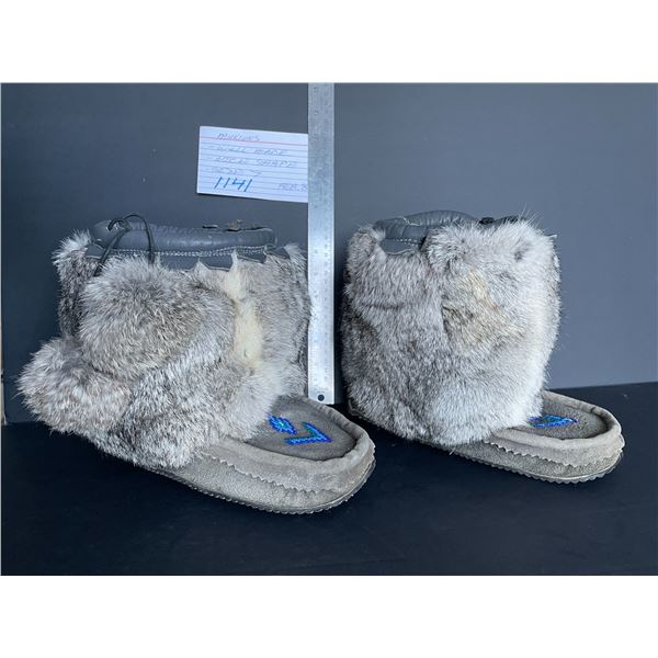 Mukluks - size 7