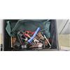 Image 2 : assorted tools