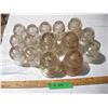 Image 1 : 15 Clear Glass Insulators (some are damaged)