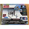 Image 4 : New in Box Star Wars Canto Bight Police Speeder - Force Link