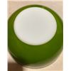 Image 2 : Large Green Pyrex Mixing Bowl