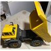 Image 4 : Vintage Tonka Metal Yellow Dump Truck - 17’ x 8” x 10”