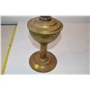 Image 1 : CPR brass banquet lamp font
