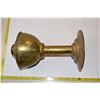 Image 3 : CPR brass banquet lamp font