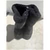 Image 3 : Ladies Winter Boots.