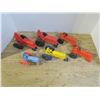Image 3 : 6 plastic tractors