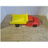 Image 6 : plastic dump truck