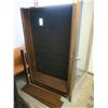 Image 2 : shelf 68.5"x38.5"