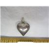 Image 2 : Sterling Silver Heart Shaped Pendant