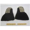 Image 4 : Antique Mitts Good Condition