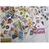 Image 9 : Large Lot of Vintage Stamps Unsorted