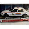 Image 2 : 2007 Ford Crown Victoria police interceptor RCMP 1:24 scale