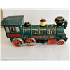 Image 7 : vintage battery operated train - works, needs batteries