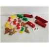Image 1 : small plastic fire engines, plastic animals