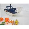 Image 4 : Vintage 1980 Fisher Price Boat Action Figures and Accessories