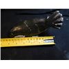 Image 2 : VINTAGE 1975 SEAL INUIT SEAL SOAPSTONE CARVING SIGNED