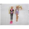 Image 1 : 2 Vintage Barbie Dolls with Clothing