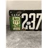 Image 2 : 1919 porcelain sask license plate