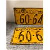 Image 2 : pair of 1933 sask license plates