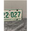 Image 3 : 1966 sask farm license plate