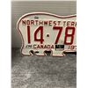 Image 2 : 1977 northwest territories polar bear plate
