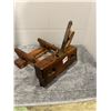 Image 8 : vintage moulding plane- complete brass hardware- stamped higgs- J.L.