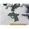 Image 5 : Lot of Vintage Cap Guns Some Good Some Parts